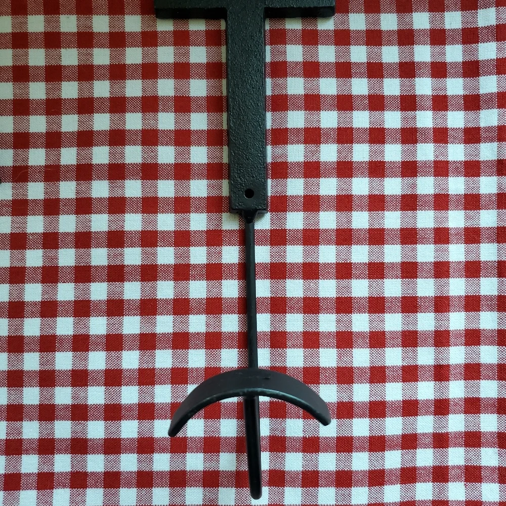 Kitchen / Dining Room Hooks